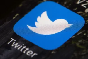 Twitter vous montrera désormais combien de personnes ont enregistré votre tweet.