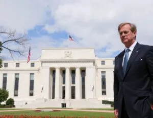 Directeur informatif de BlackRock plaide pour une baisse des taux avant la réunion du FOMC.