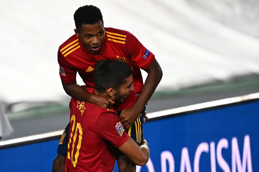 Torres, Fati débutent dans un 4-3-3 : Comment Barcelone pourrait se présenter contre Elche.