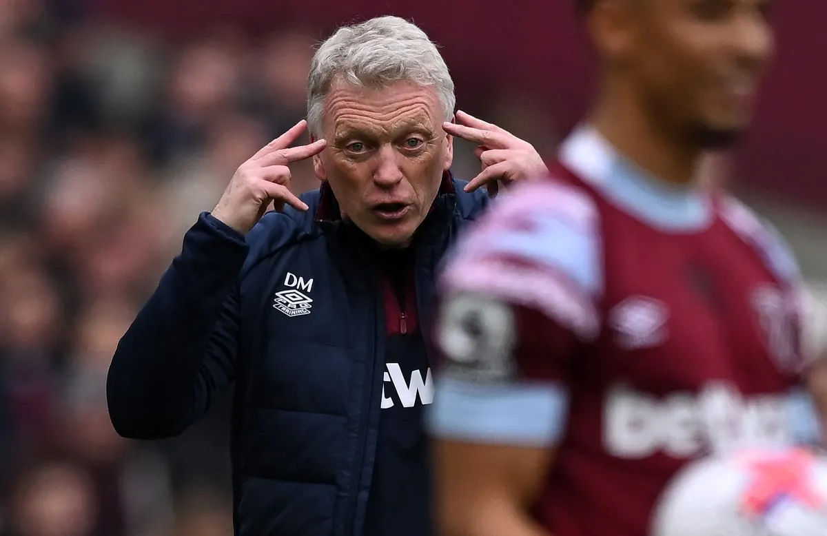 « Je n&rsquo;ai jamais vu quelque chose d&rsquo;aussi orthodoxe… » – Une star de West Ham fait une admission sans filtre à propos de David Moyes alors que la pression monte.