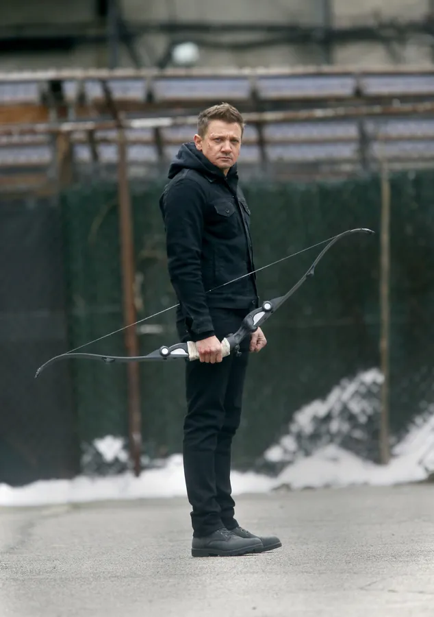 Star de Marvel Jeremy Renner ne considère plus le jeu d&rsquo;acteur comme une « priorité » après son terrible accident impliquant une toupie à neige.