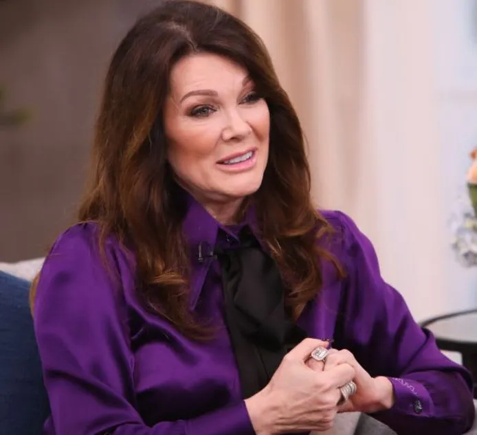 Lisa Vanderpump : Non, je n&rsquo;ai pas payé Tom Sandoval et Raquel Leviss pour avoir des relations sexuelles !