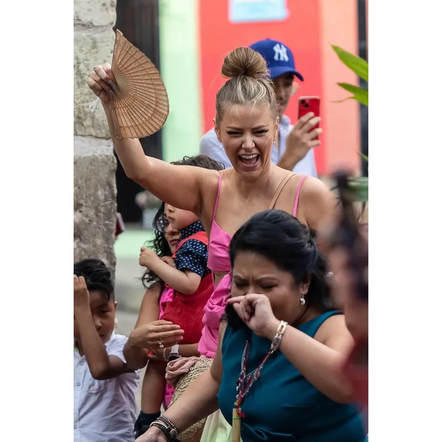 PHOTOS : Ariana Madix s&rsquo;envole au Mexique après l&rsquo;annonce de l&rsquo;affaire entre Tom Sandoval et Raquel Leviss. De plus, Ariana se voit infliger un rappel d&rsquo;impôt de 37 000 $ et revient sur Instagram – découvrez qui elle a arrêté de suivre lors de son retour.