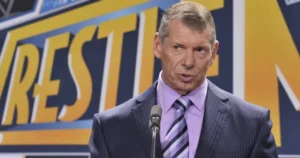 Vince McMahon obtient les droits sur sa « histoire de vie » après une mise à jour du contrat WWE