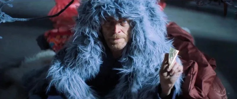 « Je ne suis pas intéressé par l’émotion. » Willem Dafoe nous emmène « à l’intérieur ».