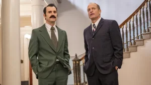 Regardez Woody Harrelson et Justin Theroux faire involontairement tomber la présidence dans la bande-annonce de ‘White House Plumbers’